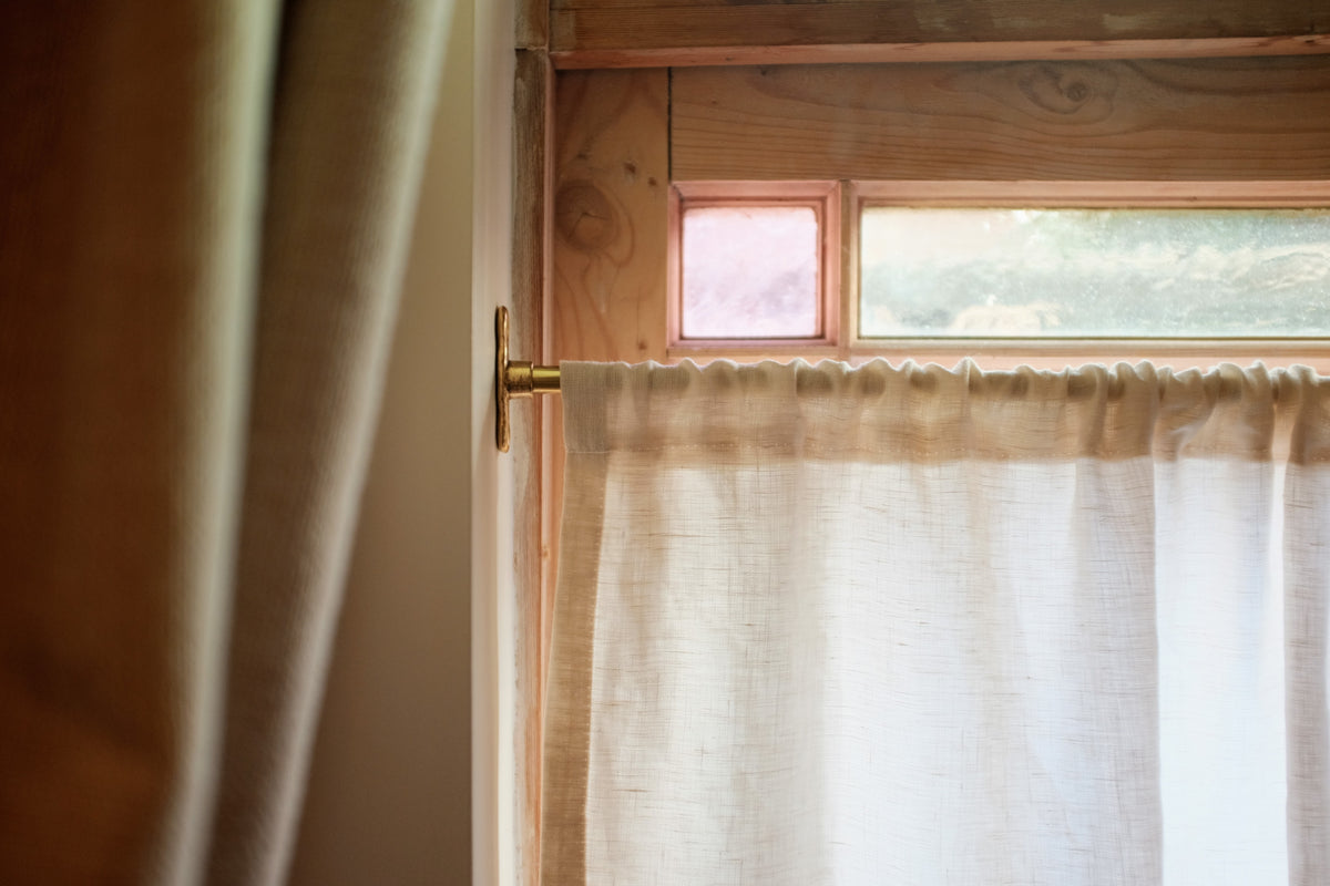 Recess style café curtain set